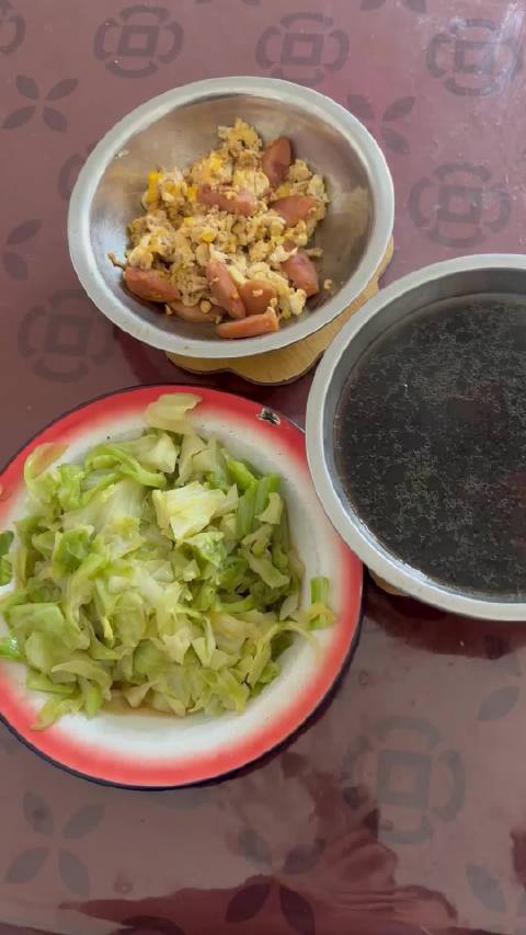 JAX分享牛肉汤鸡蛋香肠牛心菜生活记录