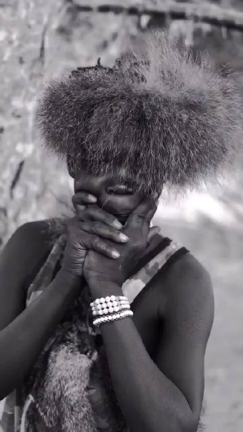 东非狩猎部落哈扎比语因复杂发音难转写