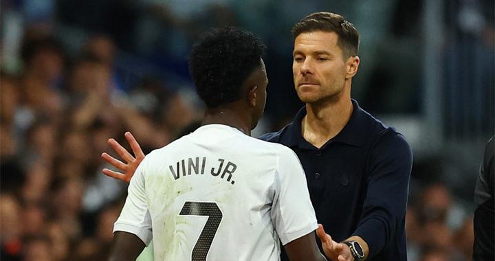 矛盾激化！阿隆索被孤立：皇马更衣室已失控 球员击败主帅