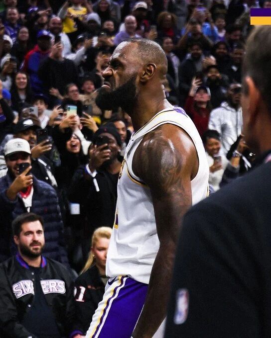 这一夜，王冠仍属于老詹