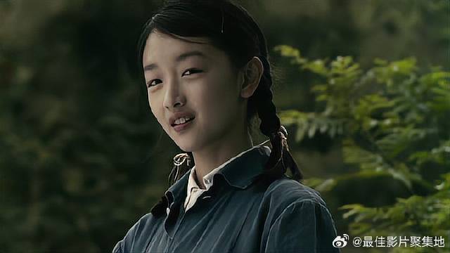 姑娘对小伙一见钟情，下秒小伙一个举动，瞬间脸红