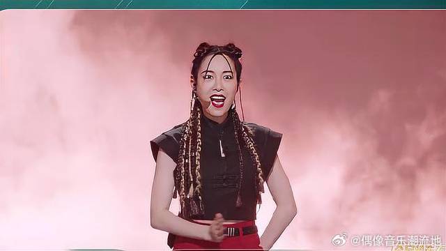 徐怀钰姐姐惊艳全场，舞蹈唱腔双绝，进步有目共睹！