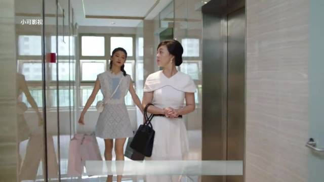 富婆拜访未来儿媳妇的父母，不料竟是自己的死对头 祝绪丹 邢邵林