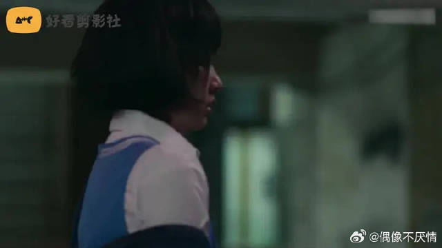 周冬雨遭遇校园霸凌，易烊千玺保护她顺利高考