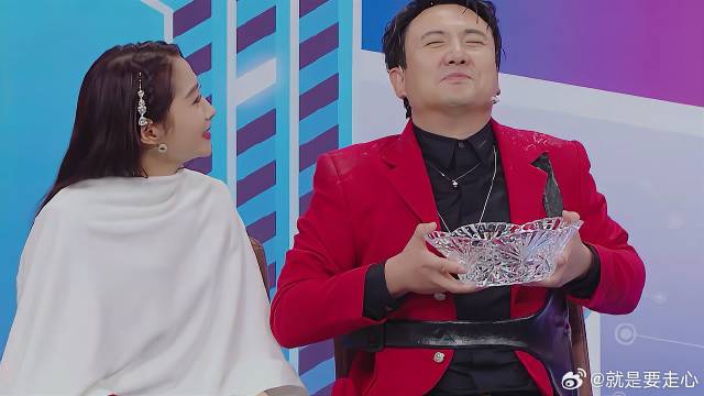 猜歌词沈腾故意举手，王牌家族分崩离析，贾玲惨了