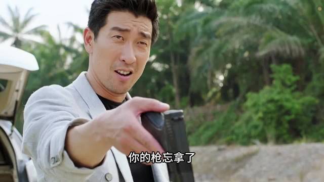 郭富城经典影片，警察消灭大毒枭被迫辞职，最后发现了毒枭的宝库