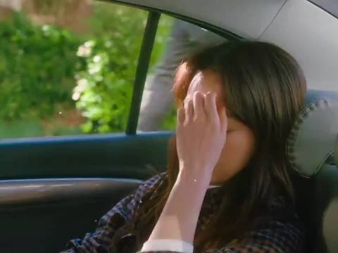 “小岳岳演出租车司机时开得特别慢，因为他清楚这角色不好追”