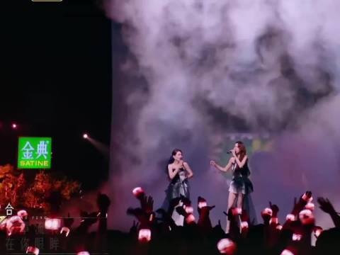 陈昊宇与戚薇共绎《若梦》，岁月如歌萦绕你眼底，听得人心都碎了