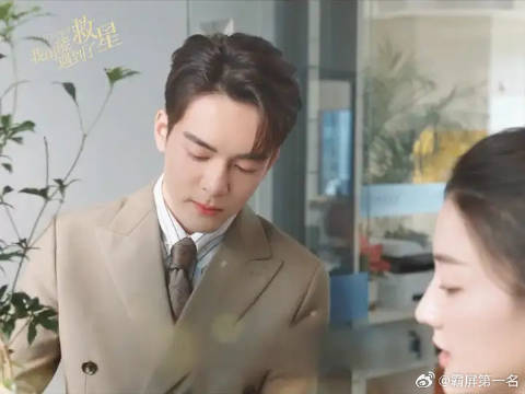 男女搭配干活不累，模范夫妇西蓝花就是最pay的！