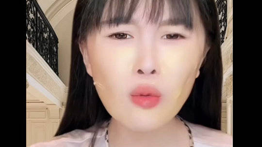 赵本山女儿球球回应争家产传闻，唯一心愿父母长寿