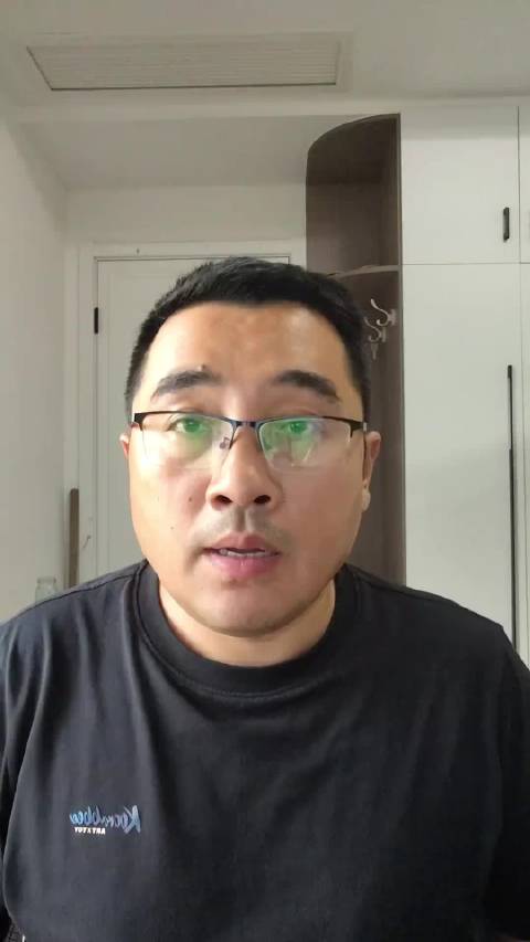 林高远首轮突破自我，国乒新星诠释坚持与勇气