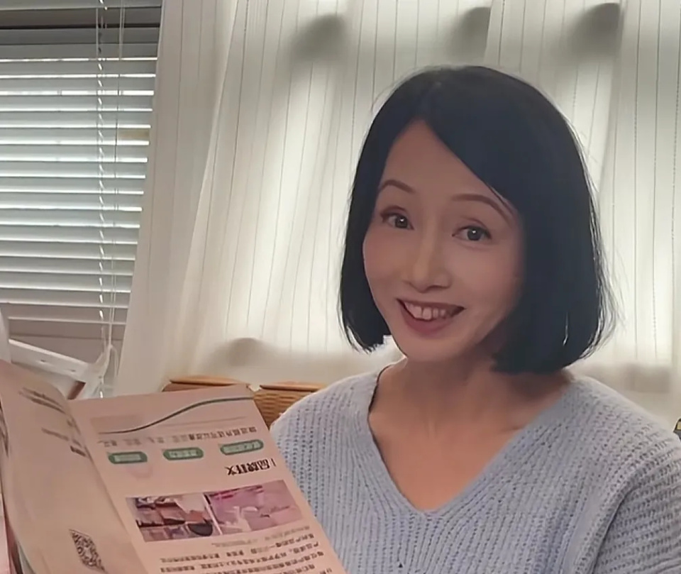 黄慧颐内涵保剑锋隐婚出轨！男方评论区沦陷，被吐槽渣男破防关评