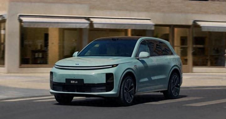 家庭用户选车变局：方程豹钛7凭啥月销2.4万抢理想L6饭碗？