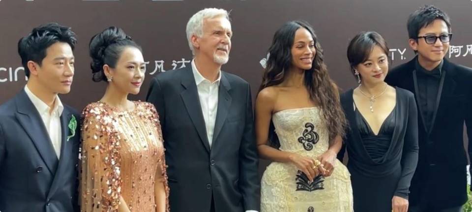 当46岁章子怡和43孙俪站在一起，我才明白什么叫“相由心生”