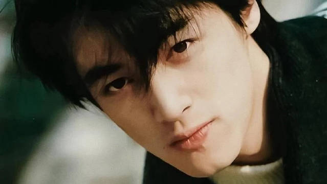 胡歌大学同学们对他评价好高，学校风云人物