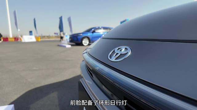 全动力覆盖 传统家轿变革中的务实选择 静态品鉴新卡罗拉