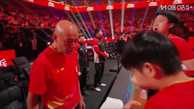 王楚钦孙颖莎/决赛十佳球， 邓亚萍：他们彼此信任，他们合二为一！