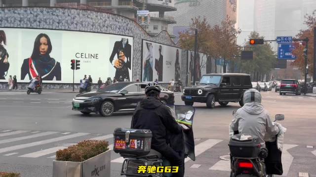 奔驰G63抬头版直接拉满，尼桑GTR真帅啊，迈凯轮720s声浪起飞