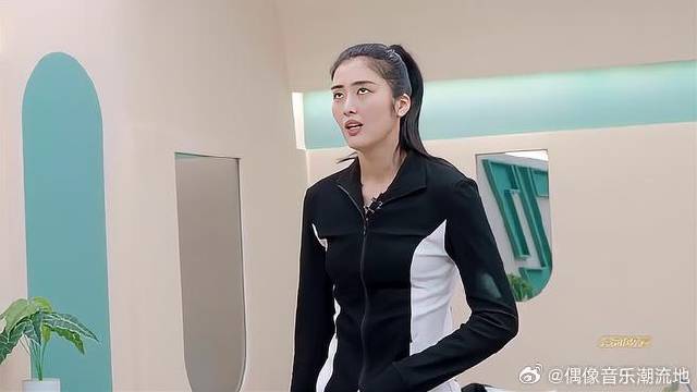 蔡少芬：放下廉价的悲伤，勇敢做自己！