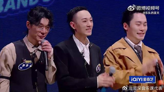 大张伟动感情了 和懂你的人聊再久也不会觉得乏味