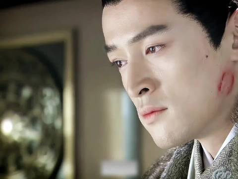 “刘诗诗竟然还演过这么权威的雄竞剧！女主犯错，男主男二扯头花”