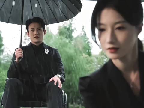 短剧演员刘萧旭独闯星光大赏，深耕短剧赛道地位堪比梁朝伟