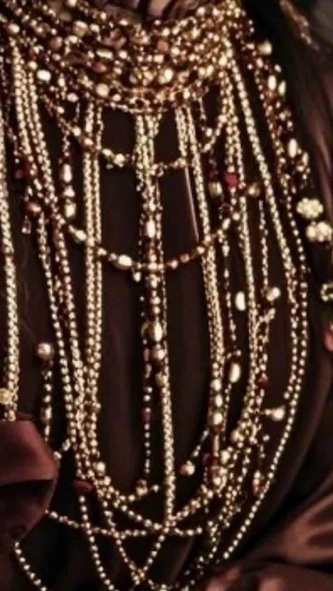 李幼斌朱亚文宋佳新剧《闯关东》引发剪辫争议