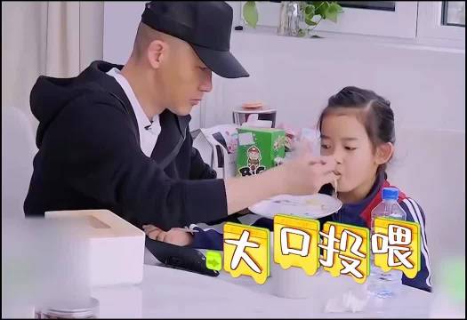 聂远煮面全靠嘴吹脖子上的青筋都出来了