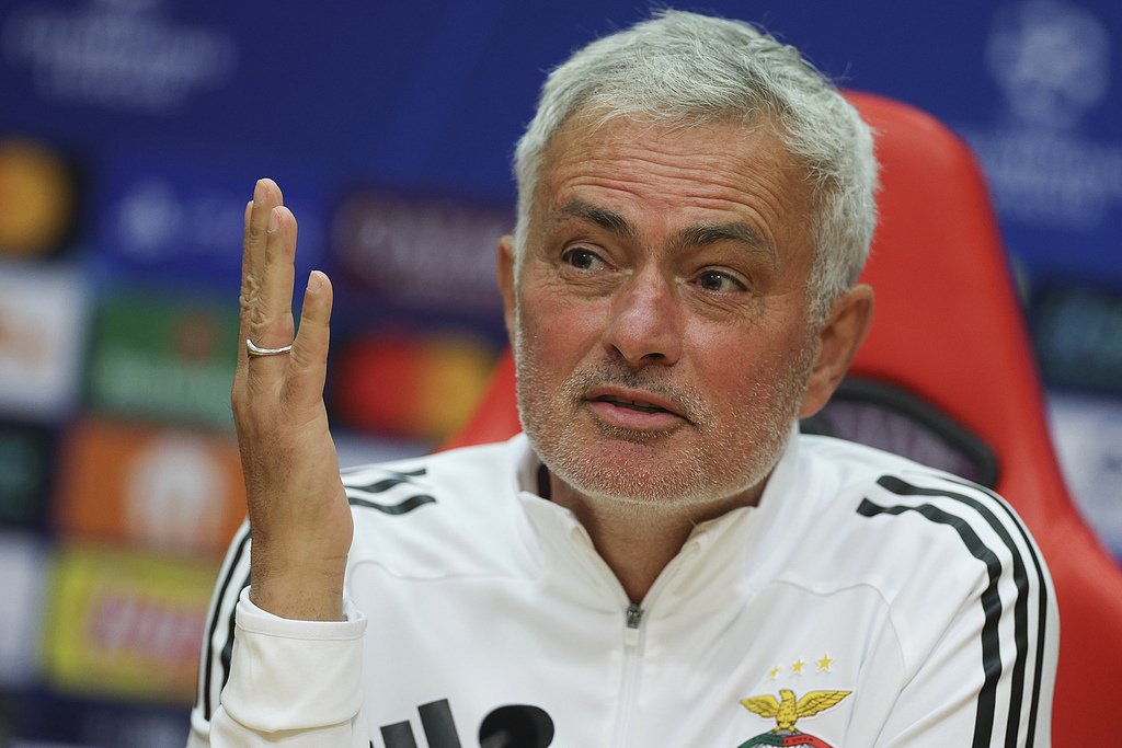 竞彩湃｜瓜迪奥拉上门挑战皇马，穆里尼奥大战孔蒂