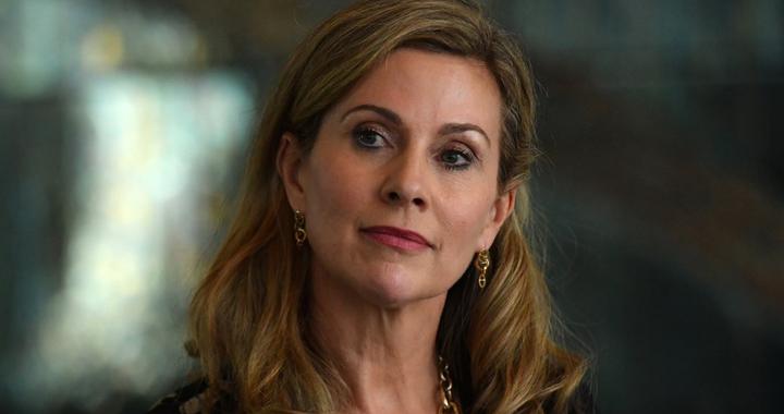 与马斯克隔空辩论、遭遇死亡威胁，这位母亲推动澳大利亚16岁以下社媒禁令