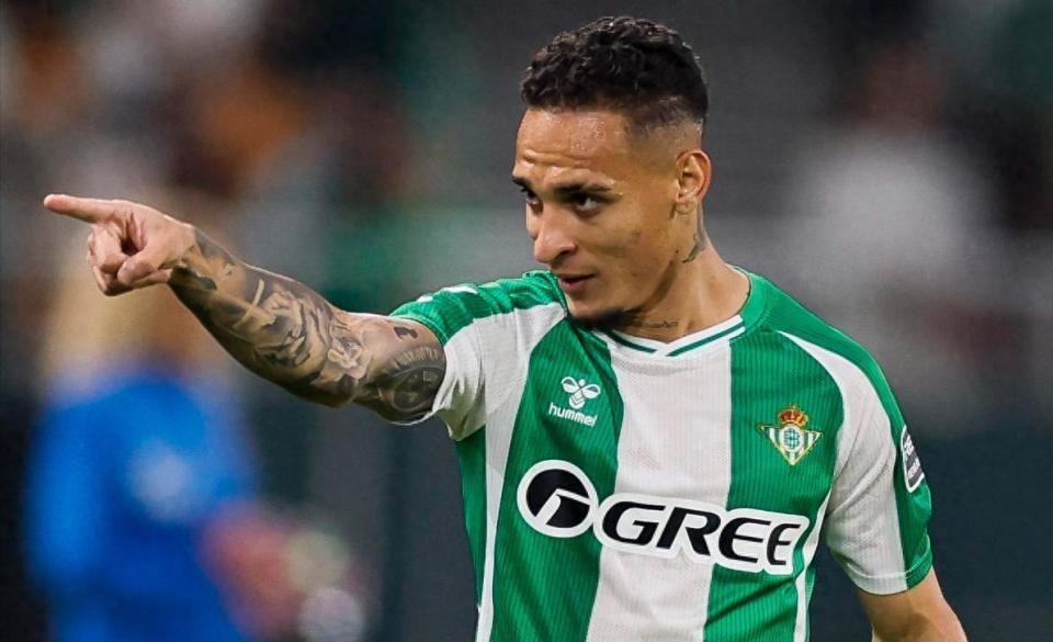 青木霍伦双响，圆神拉师傅状态火热：离开曼联的他们“都活了”