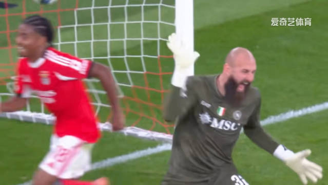 那不勒斯欧冠连败引质疑，本菲卡2比0再添败绩