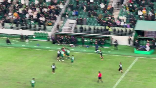 北京国安1比2负麦克阿瑟FC亚冠小组出局，柏杨送点染红