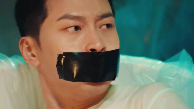 一次错误的决定毁掉了两个人的人生，或许重来一次的话结果会不一样吧！