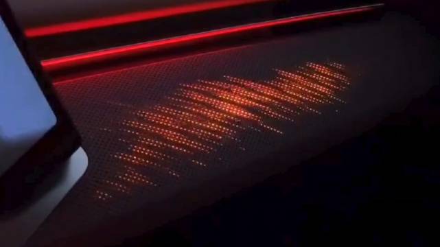 视频：宝马ix3内饰灯设计引讨论，漫反射灯光更舒适