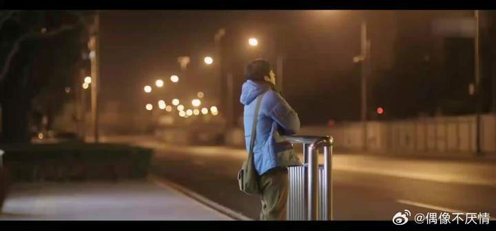 这样的女孩子给我来一沓，没有一沓一个也好