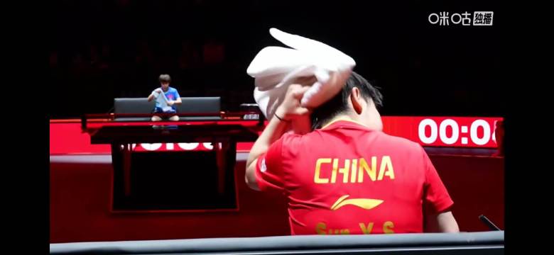 孙颖莎4比0横扫王艺迪晋级，下轮迎战长崎美柚