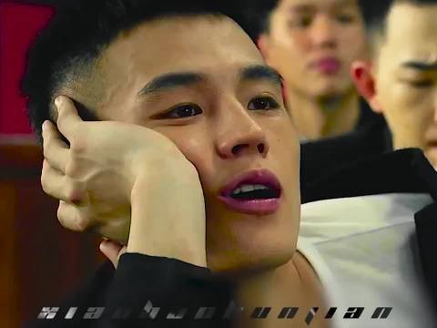 热血青春，挥洒汗水，不负青春！