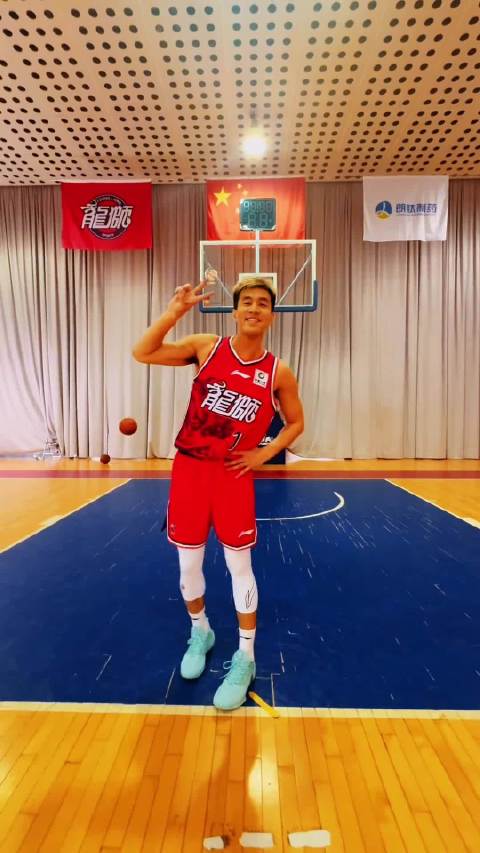 郭艾伦第16个CBA赛季发文感慨青春