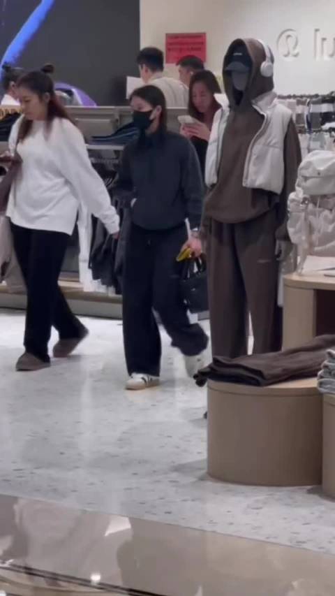 在澳门偶遇陈芋汐又跑去逛lulu！