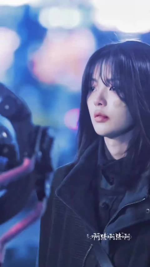 第一次发现杨超越的演技居然这么好，而且这个角色也很适合她呀，好期待正片