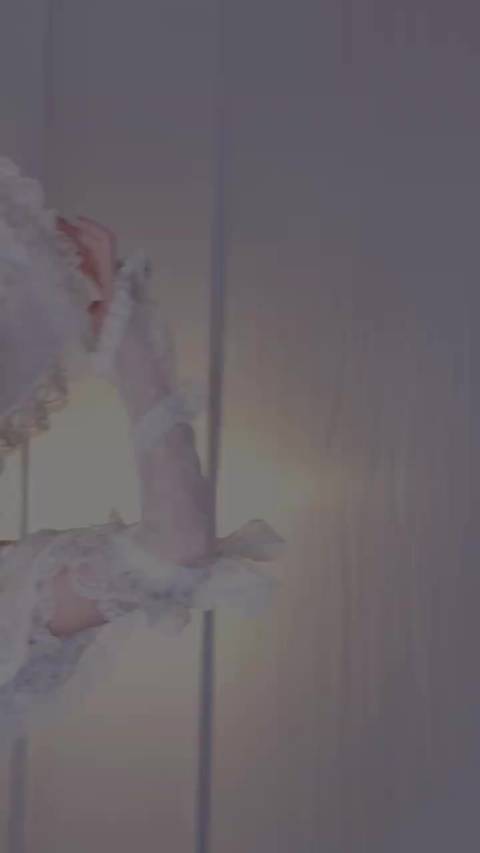 张雨绮颜值魅力全开，清纯灵动到明艳霸气