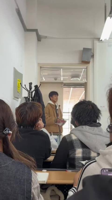 有点年轻黄轩的味道了