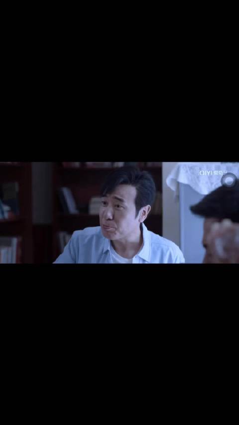 这小表情，真可爱哈哈哈