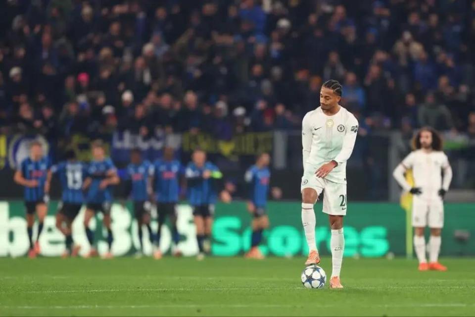 TA：蓝军在比赛后段表现得粗心大意，马雷斯卡的换人有待商榷