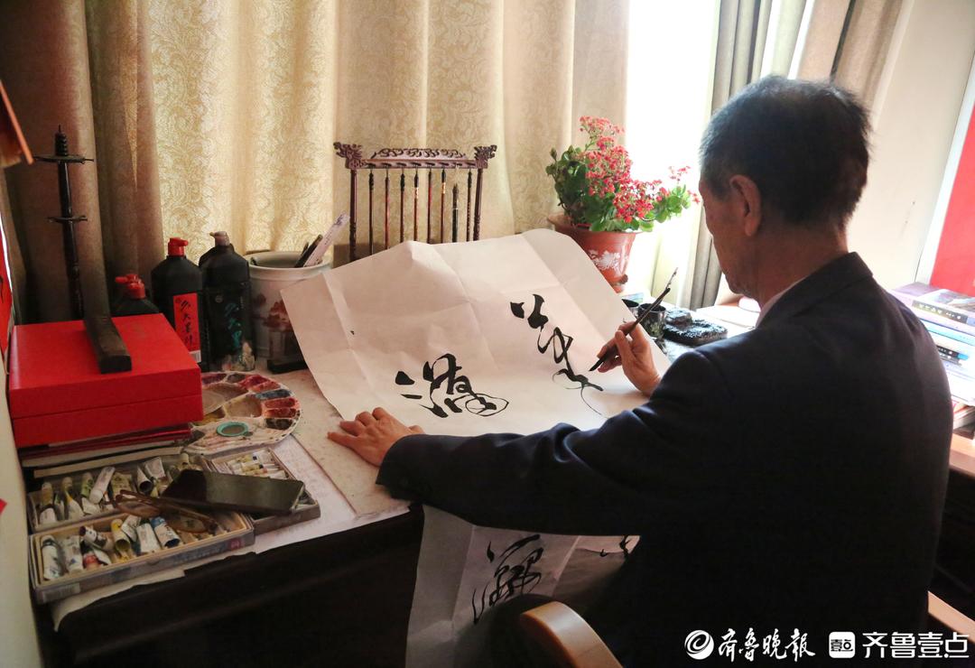 老友记｜83岁编剧王希永：笔耕数十载，金龄老年公寓里续清欢