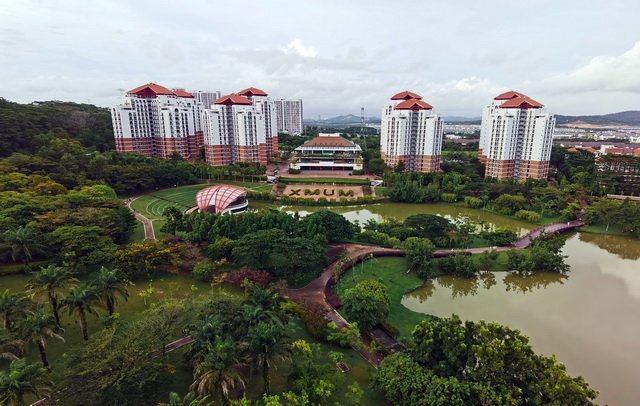 厦门大学马来西亚分校景观。摄影/章轲
