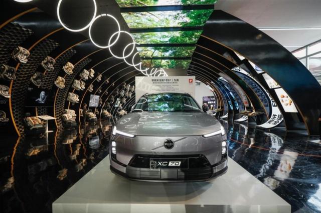 亲子出行安全新标杆，沃尔沃质量赋能XC70打造健康座舱