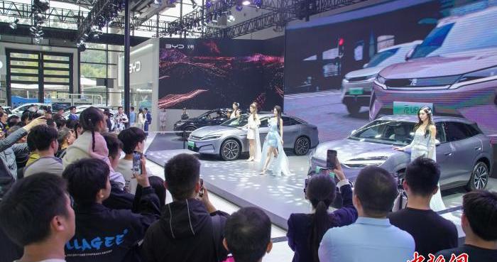 2025第十八届东盟国际车展在广西南宁开幕