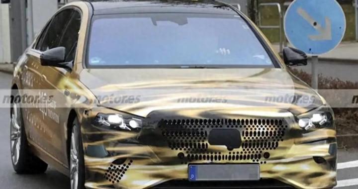 奔驰S级中期改款曝光：激光雷达+双前脸，豪华车智能化新动作